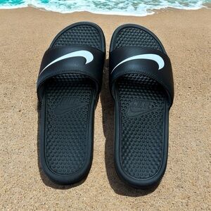 NWOT, Nike Benassi JDI Sandals, Black & White, Women’s Size 9